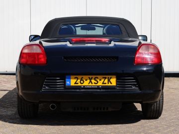 Toyota MR2